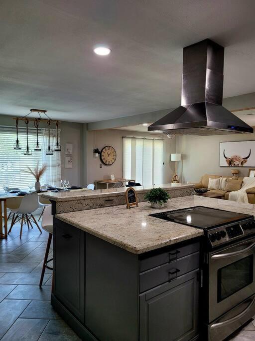 Modern Tempe Home With Heated Pool, Asu Exterior foto